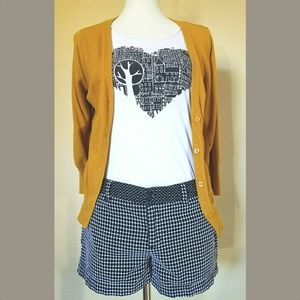 GUC Cute Black and White Shorts